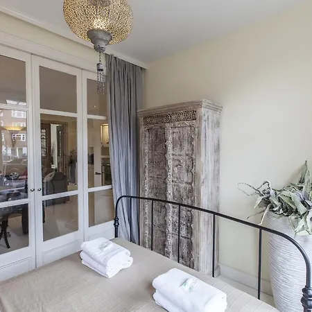 Appartement Livia's Hideaway Elegant Amsterdam