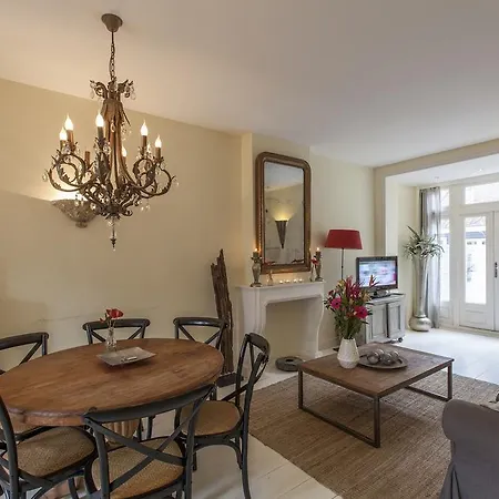 Appartement Livia's Hideaway Elegant *