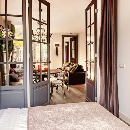 Appartement Livia's Hideaway Elegant Amsterdam