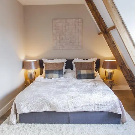 Livia's Hideaway Elegant Amsterdam