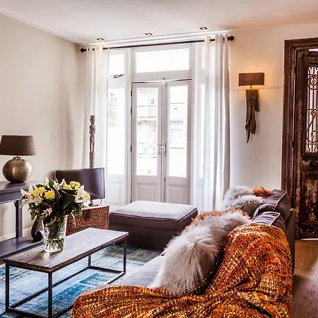 Livia's Hideaway Elegant