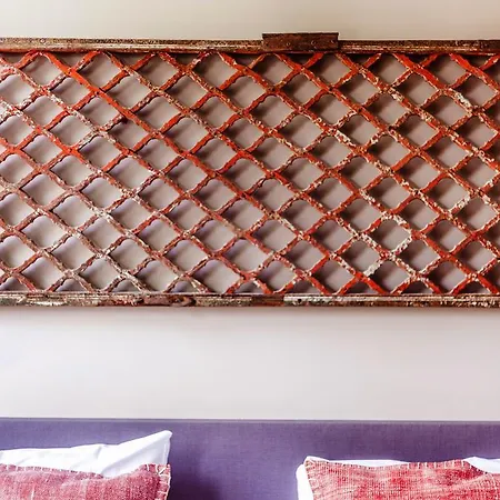 Livia's Hideaway Elegant Amsterdam