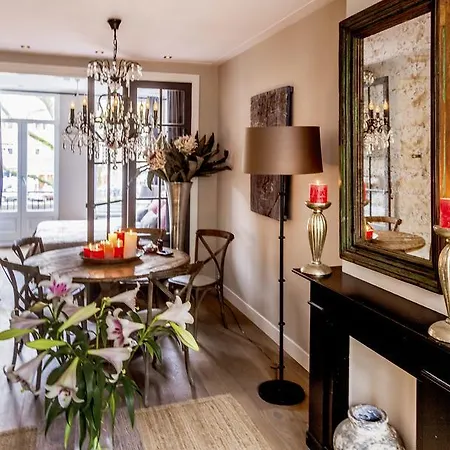 Livia's Hideaway Elegant