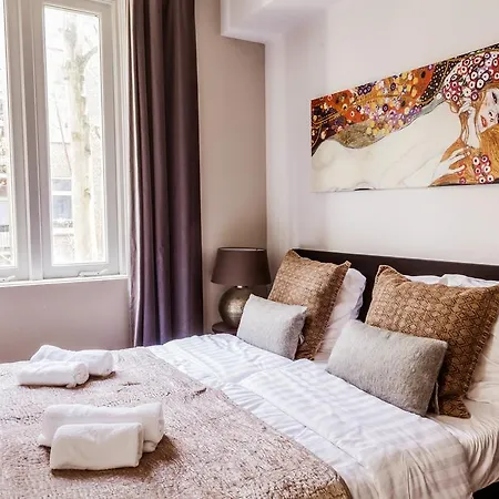 Apartament Livia's Hideaway Elegant *