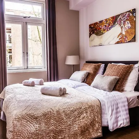 Apartament Livia's Hideaway Elegant Amsterdam