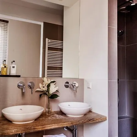 Apartament Livia's Hideaway Elegant *